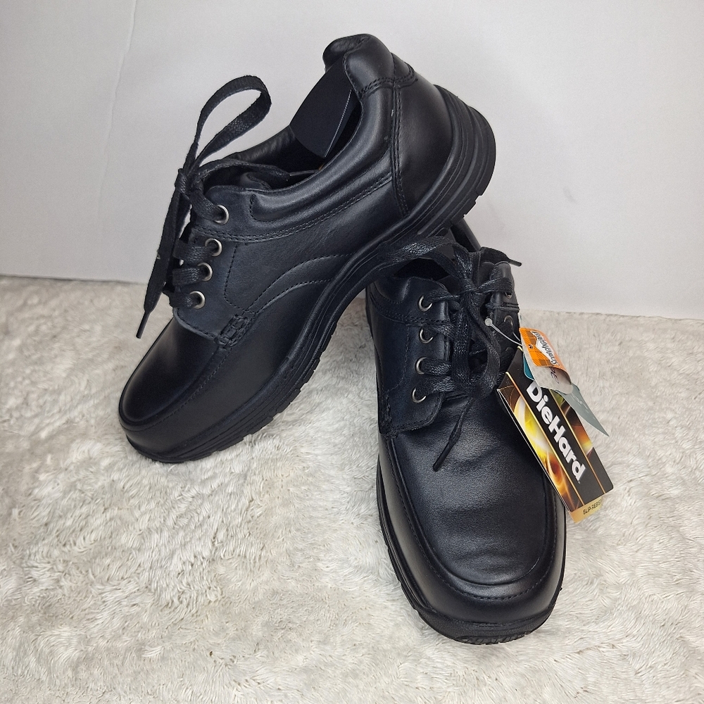 NWT DieHard Slip-Resistant Black Shoes